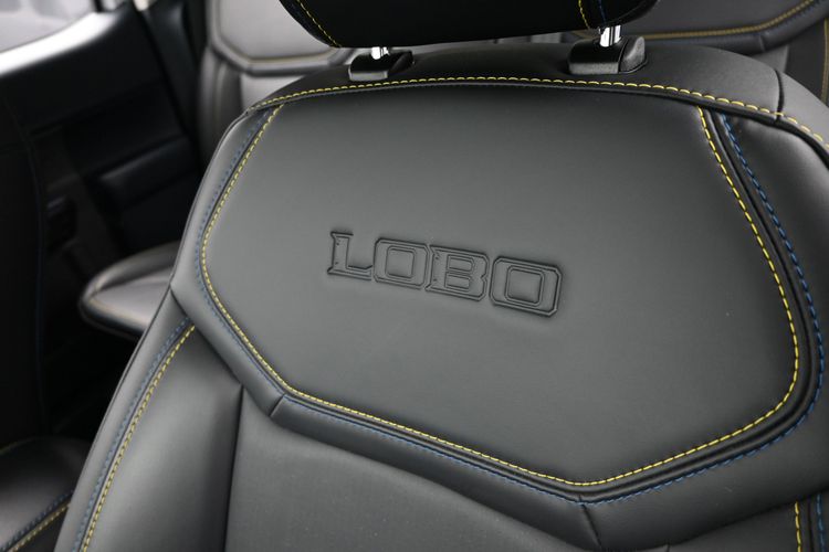 2025 Ford Maverick Lobo