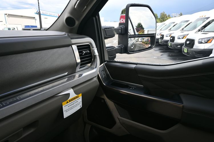 2026 Ford F-350 Super Duty Platinum