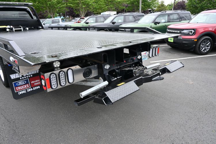 2024 Ford F-550 Chassis XLT