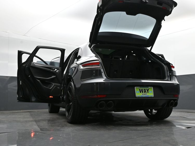 2020 Porsche Macan S