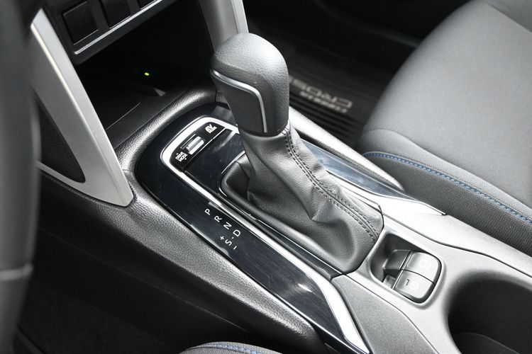 2023 Toyota Corolla Cross Hybrid SE