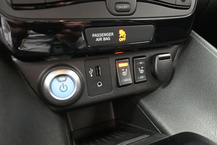 2018 Nissan LEAF SL