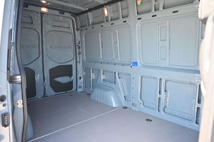 2019 Mercedes-Benz Sprinter 1500 Standard Roof I4