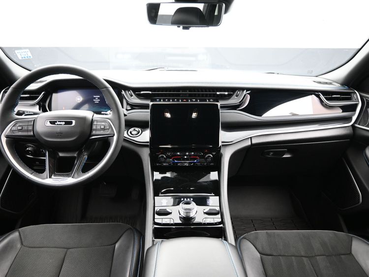 2023 Jeep Grand Cherokee 4xe Trailhawk