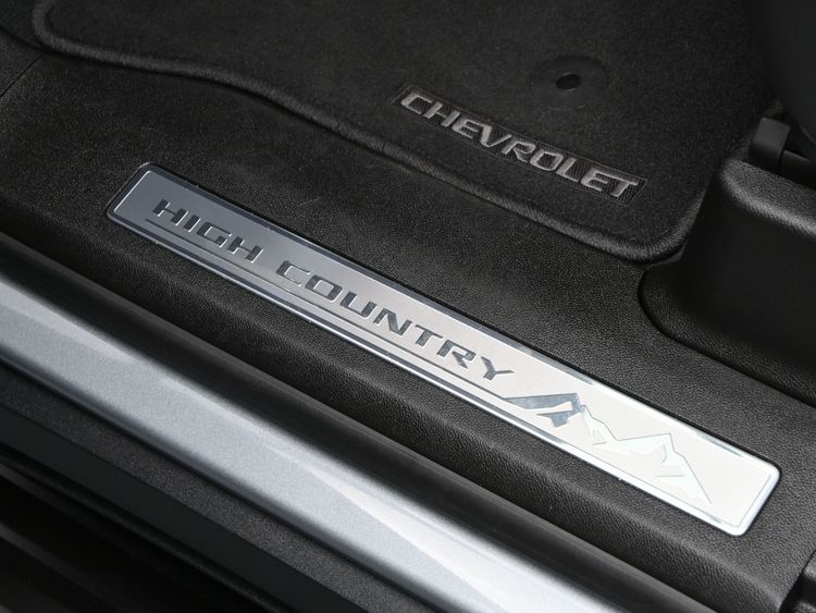 2025 Chevrolet Tahoe 4WD High Country