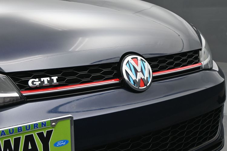 2018 Volkswagen Golf GTI 2.0T S