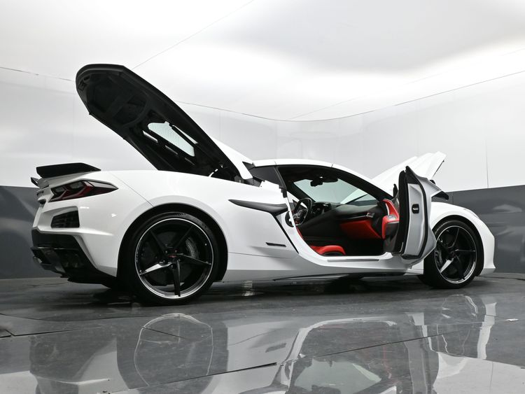 2024 Chevrolet Corvette E-Ray RWD Coupe 3LZ