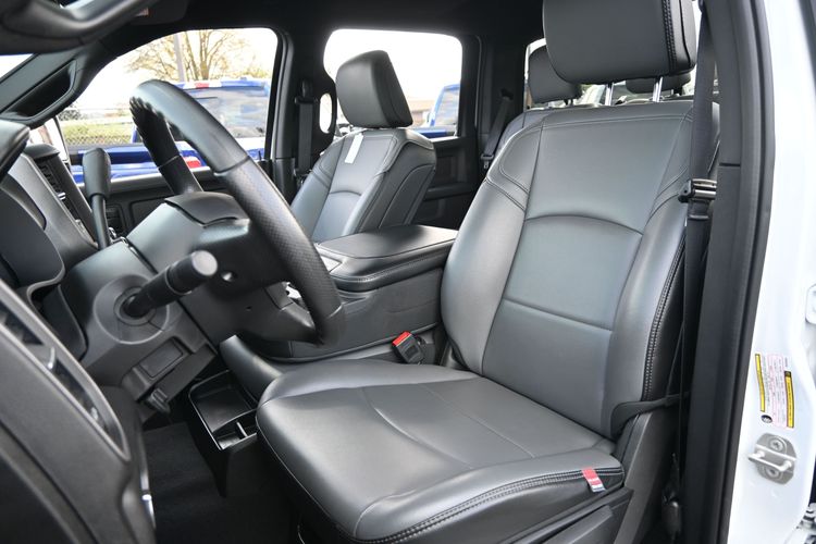 2024 Ram 2500 Tradesman Crew Cab 4x4 8' Box