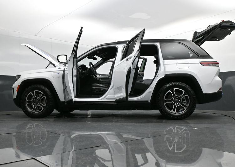 2023 Jeep Grand Cherokee 4xe Trailhawk