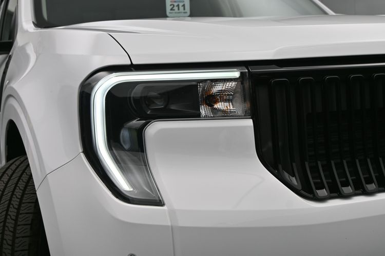 2025 Ford Maverick Lobo