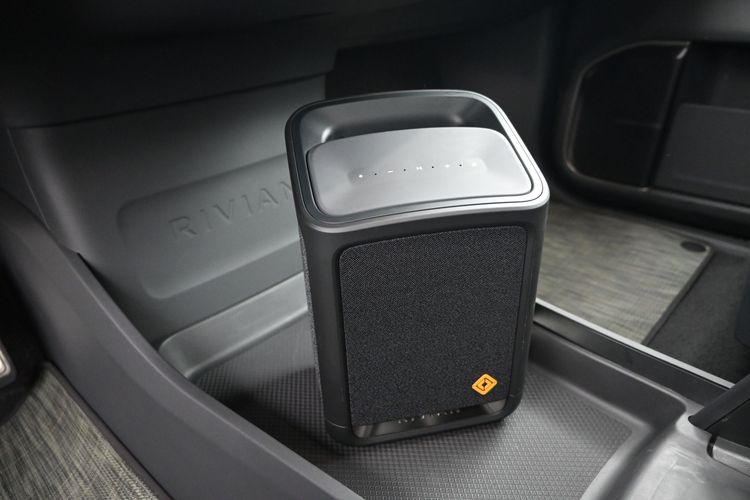 2022 Rivian R1T Launch Edition