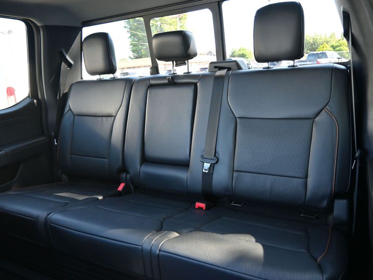 2025 Ford F-350 Super Duty Lariat - Photo 25