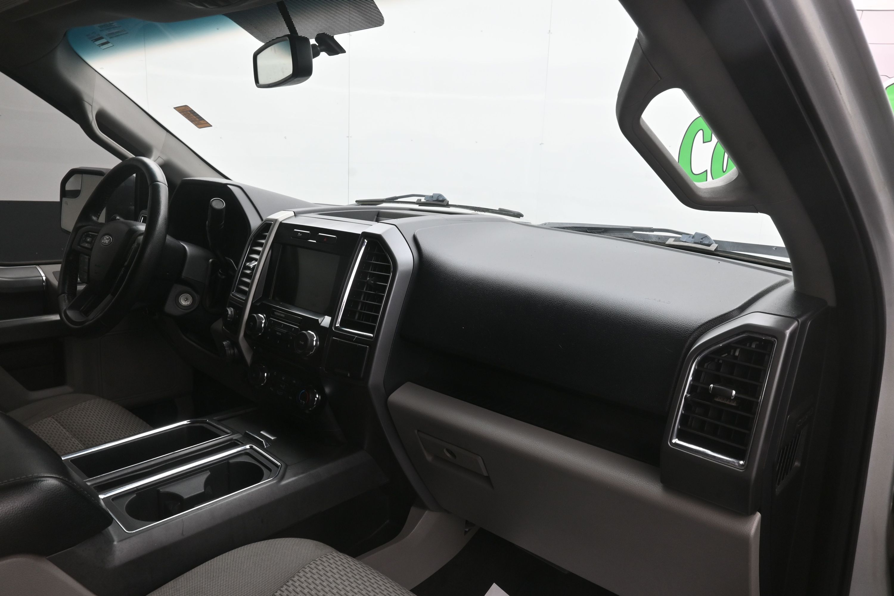 2016 Ford F-150 XLT - Photo 11