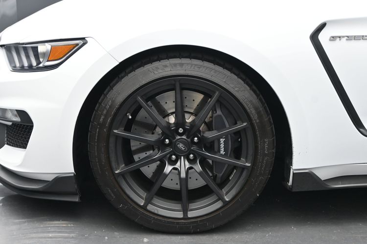 2017 Ford Shelby GT350 