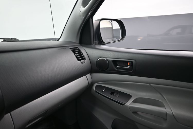 2012 Toyota Tacoma Base V6