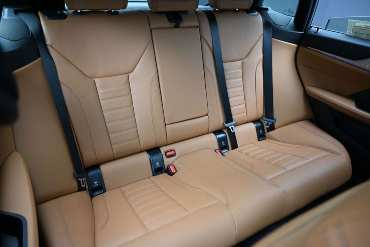 2022 BMW i4 eDrive40