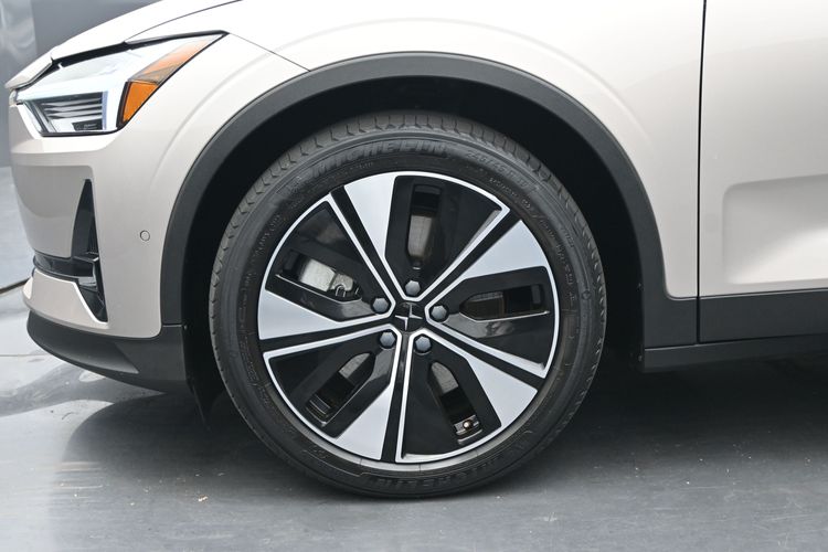2023 Polestar 2 Long Range Dual Motor
