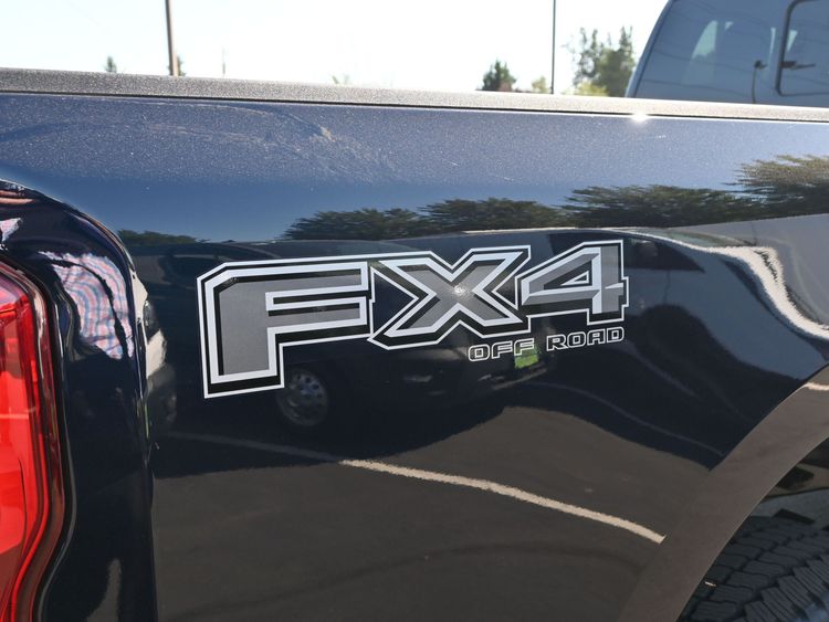 2025 Ford F-350 Super Duty Lariat - Photo 13