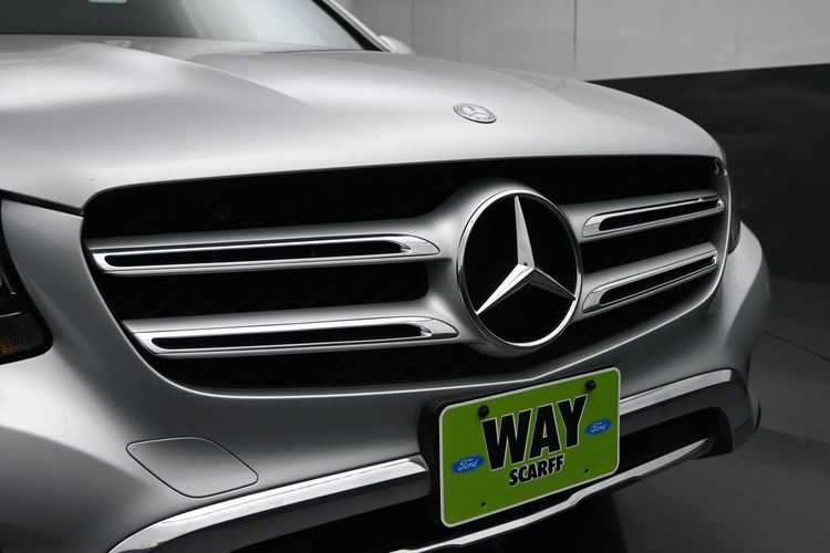 2017 Mercedes-Benz GLC 300 4MATIC