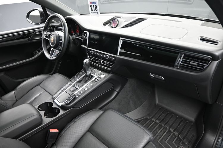 2020 Porsche Macan S