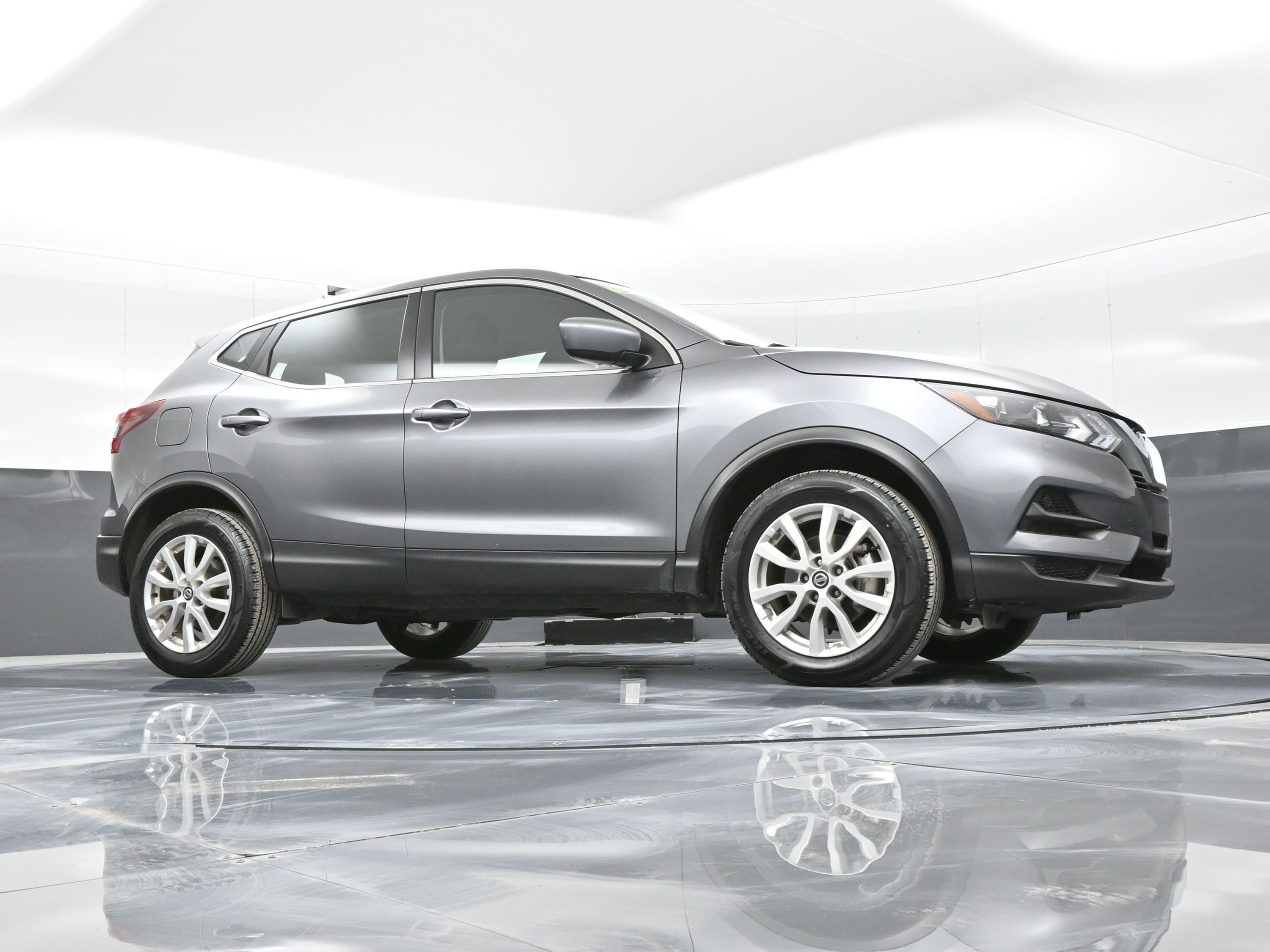2021 Nissan Rogue Sport S - Photo 20