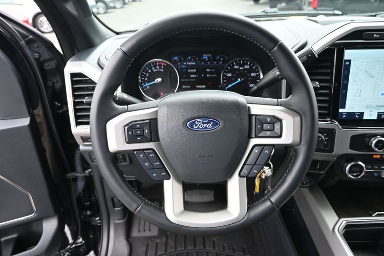 2022 Ford F-250 Super Duty LARIAT