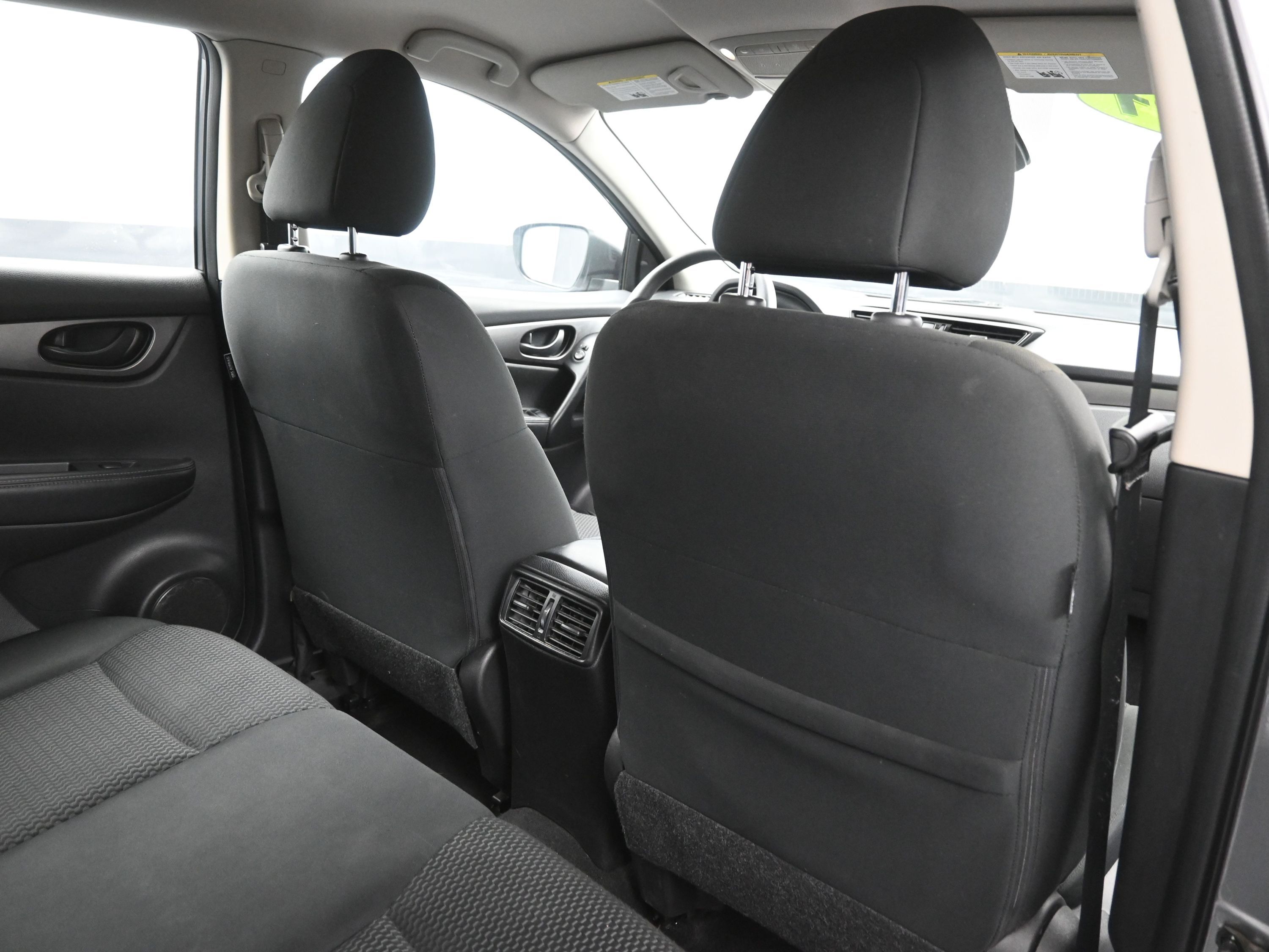 2021 Nissan Rogue Sport S - Photo 5