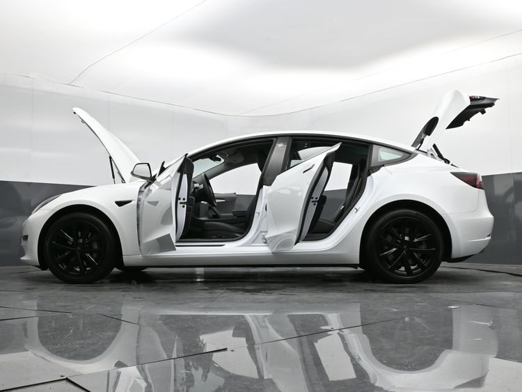 2023 Tesla Model 3 Rear-Wheel Drive