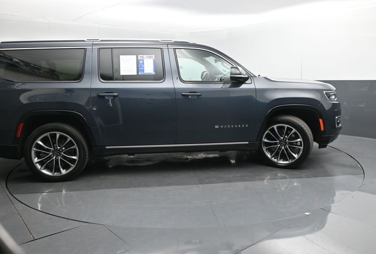 2023 Jeep Wagoneer L Series III 4x4