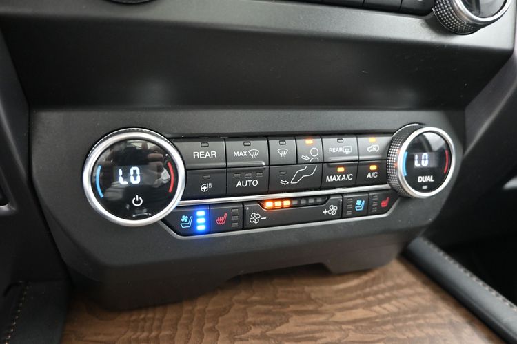 2020 Ford Expedition Platinum