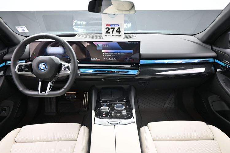 2025 BMW i5 Sedan xDrive40