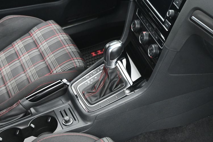 2018 Volkswagen Golf GTI 2.0T S