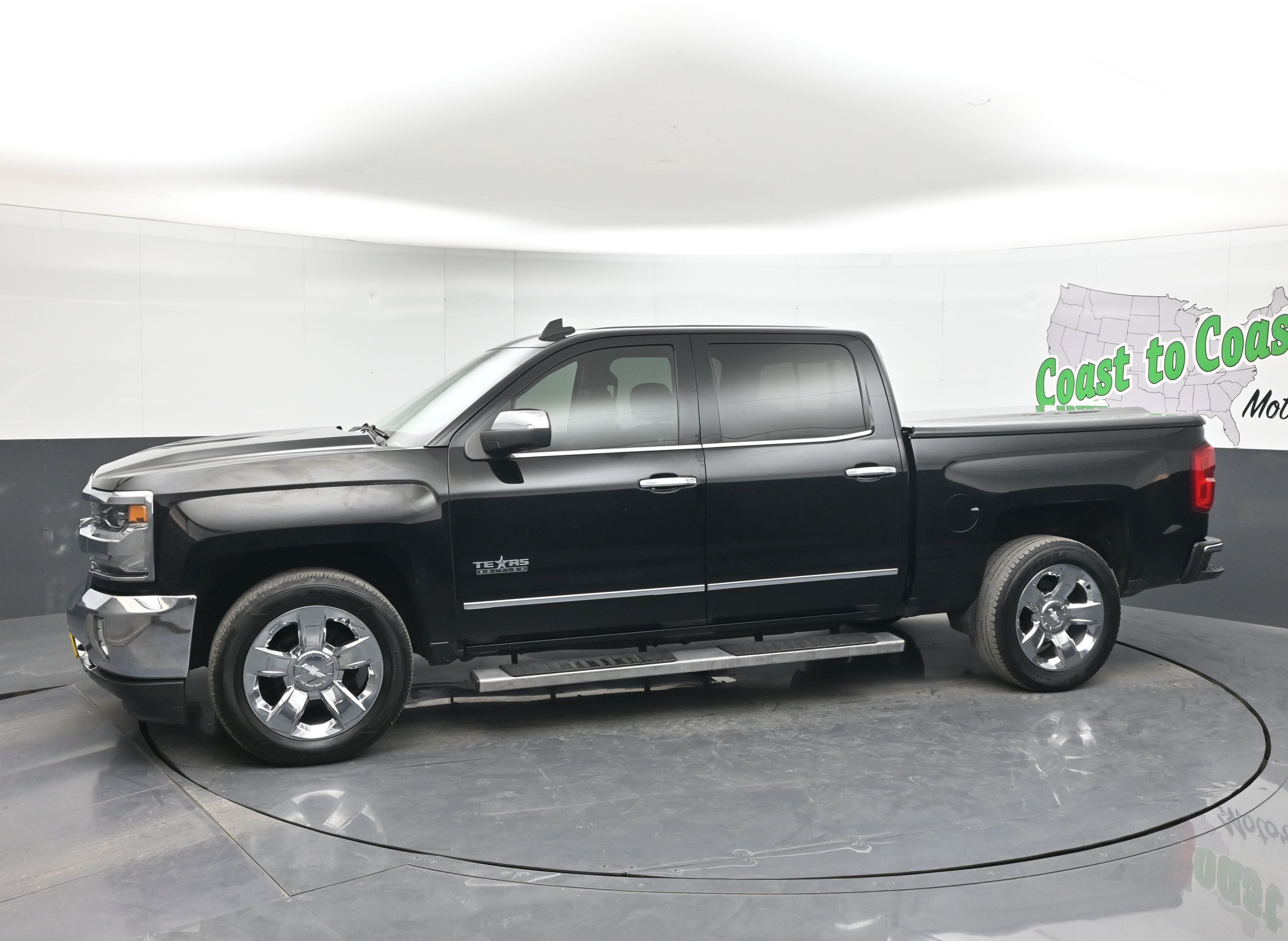 2018 Chevrolet Silverado LTZ photo 3