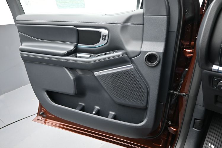 2027 Ford Expedition Max 