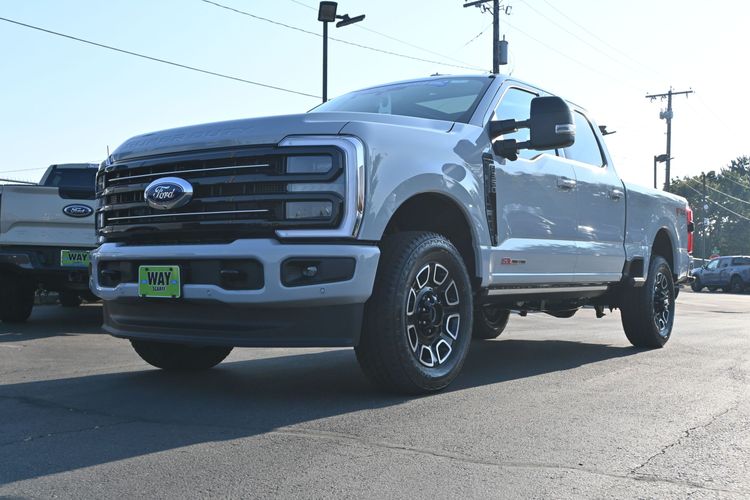 2026 Ford F-350 Super Duty Platinum