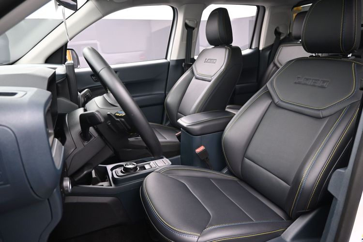 2025 Ford Maverick Lobo