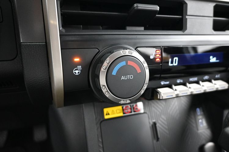 2025 Toyota Tacoma 2WD SR5