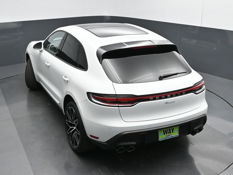 2025 Porsche Macan 