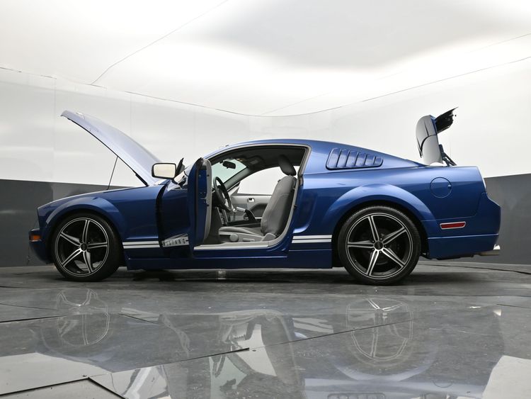 2008 Ford Mustang V6 Deluxe