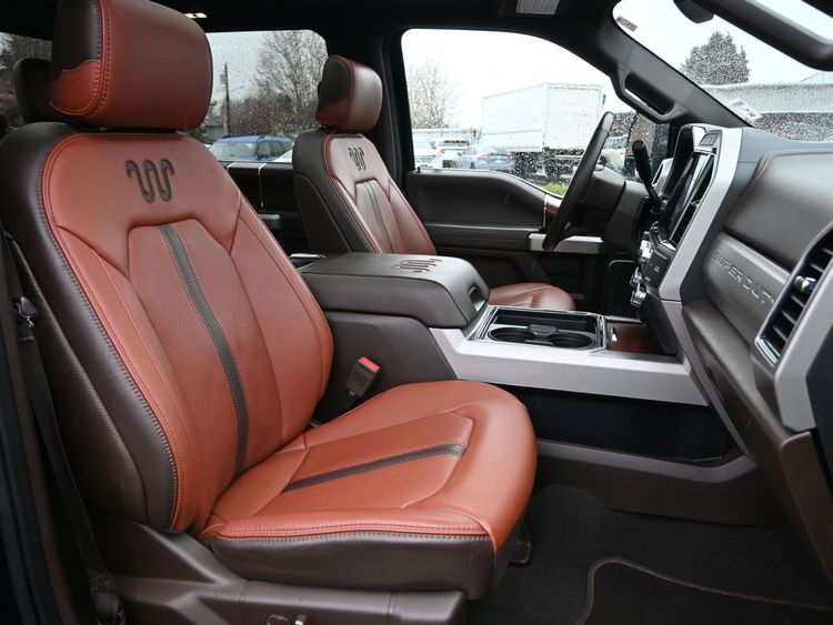 2022 Ford F-450 Super Duty King Ranch