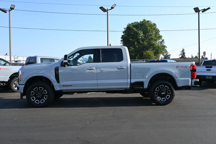 2026 Ford F-350 Super Duty Platinum