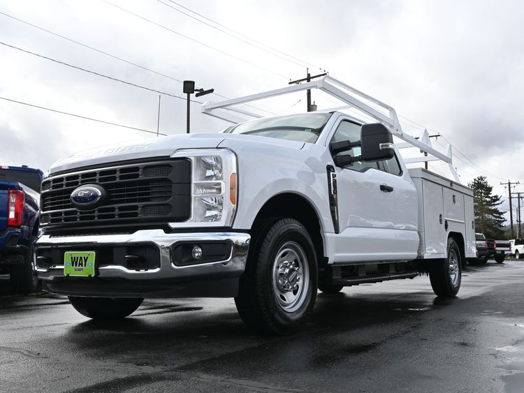 2023 Ford F-350 Super Duty XL