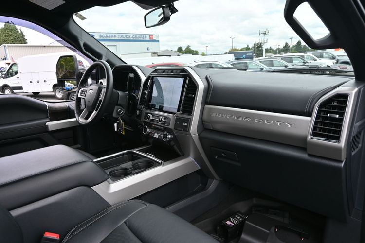 2022 Ford F-250 Super Duty LARIAT