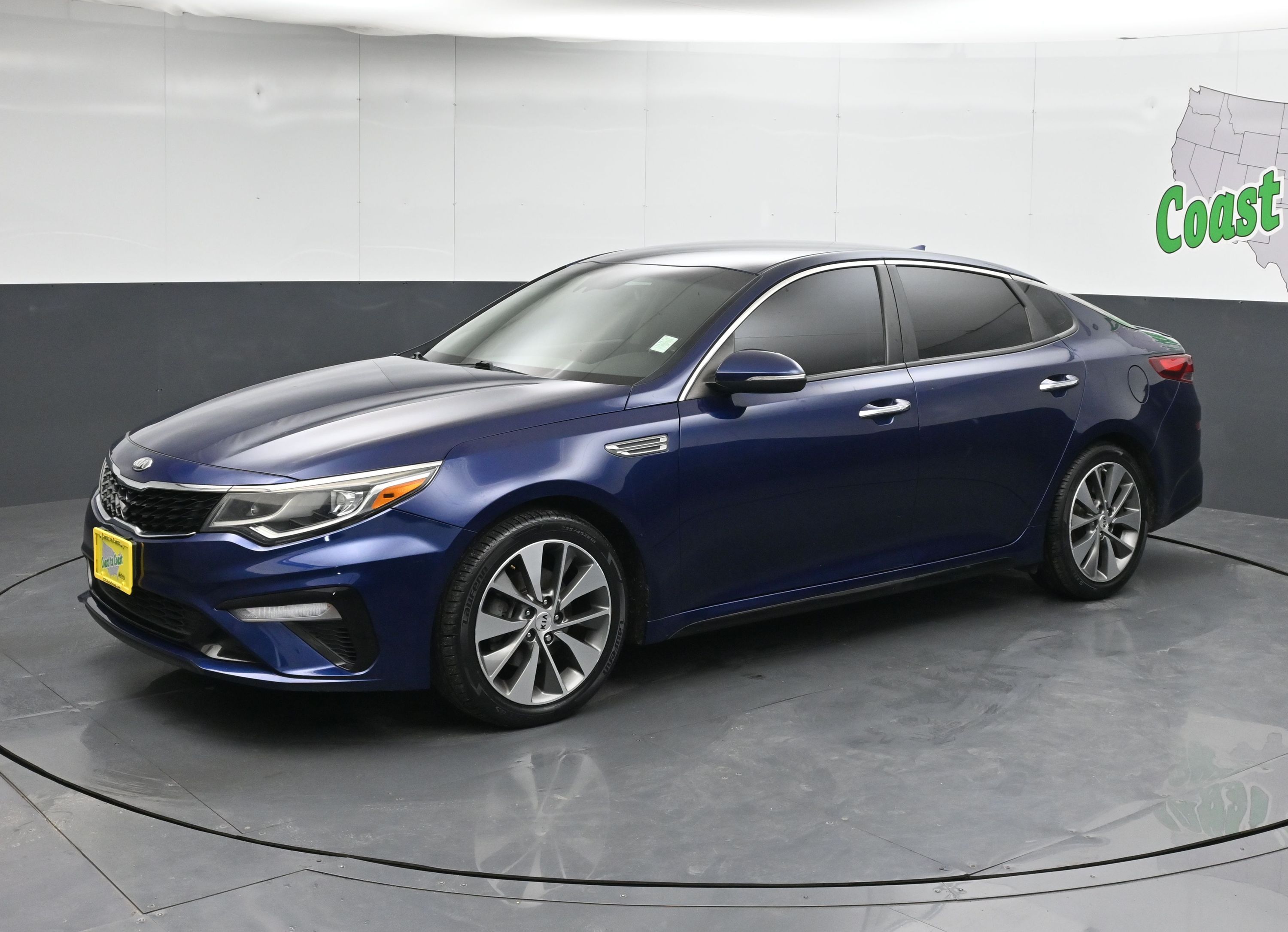 2019 Kia Optima S AT's photo