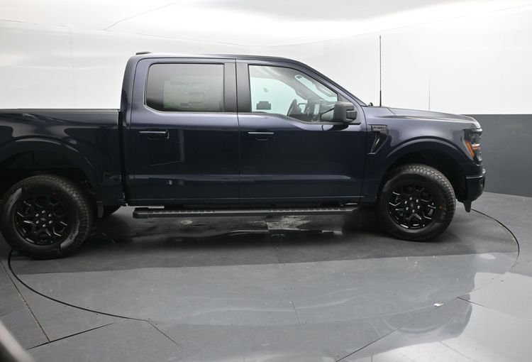 2026 Ford F-350 Super Duty LARIAT