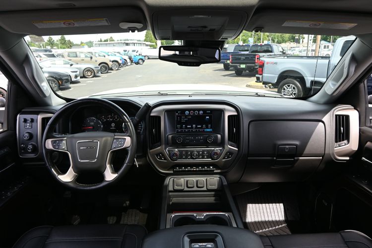 2018 GMC Sierra 2500HD Denali