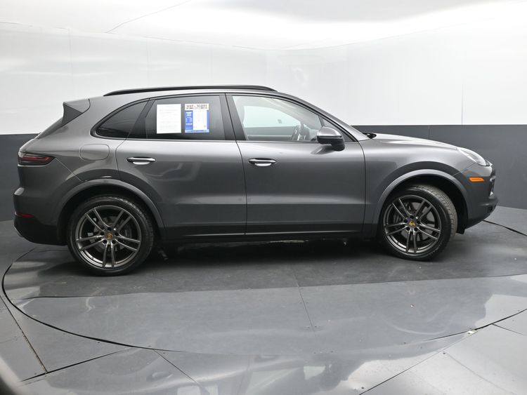 2023 Porsche Cayenne 
