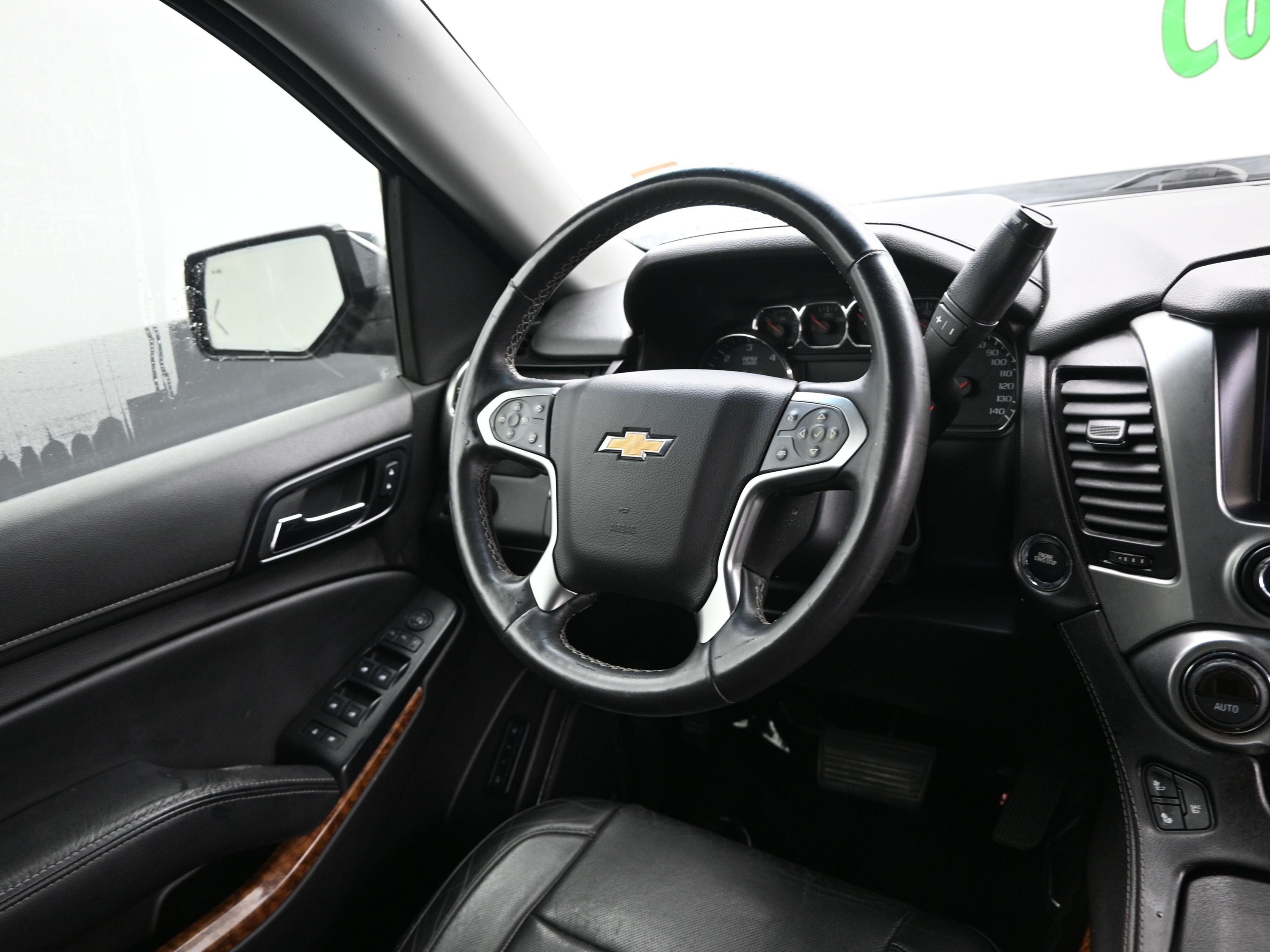 2015 Chevrolet Tahoe LTZ photo 4