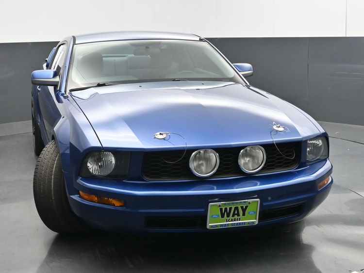 2008 Ford Mustang V6 Deluxe