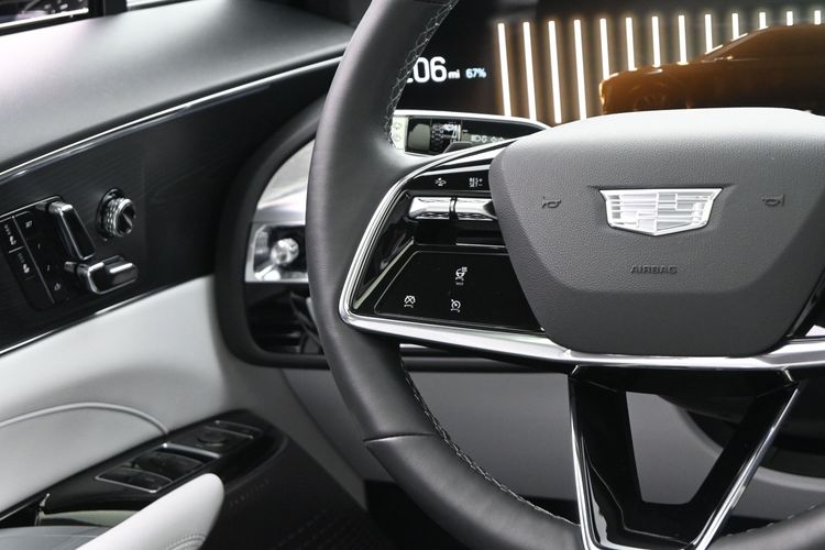 2024 Cadillac LYRIQ Sport w/1SF